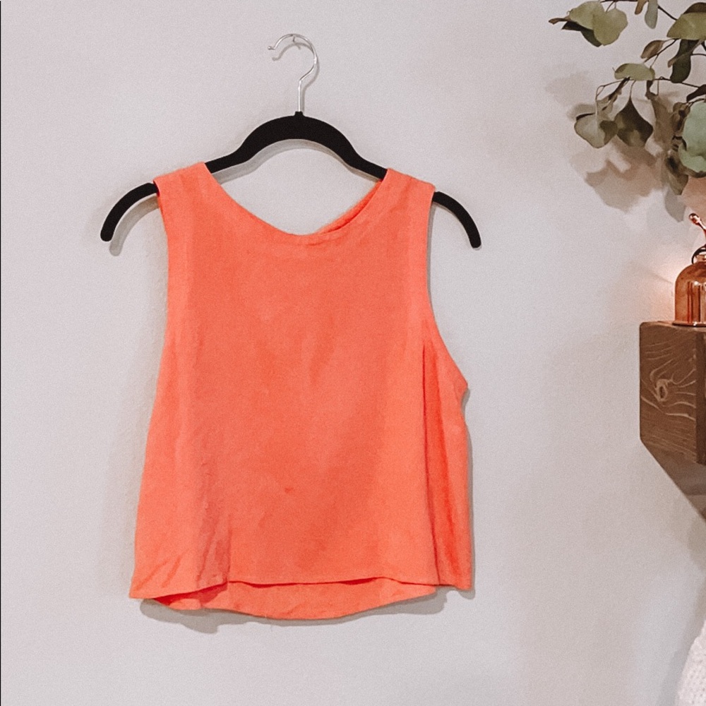 ASTR crop tank